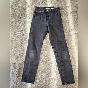 Levi's Black Wedgie Jeans - 24